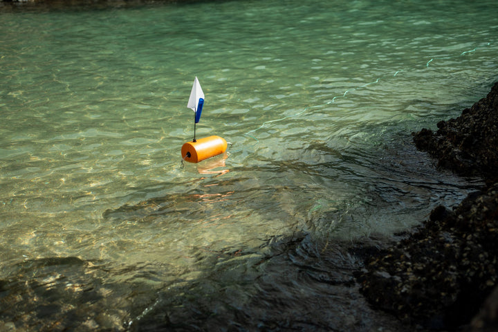Torpedo Float 8L With Flag And Keel